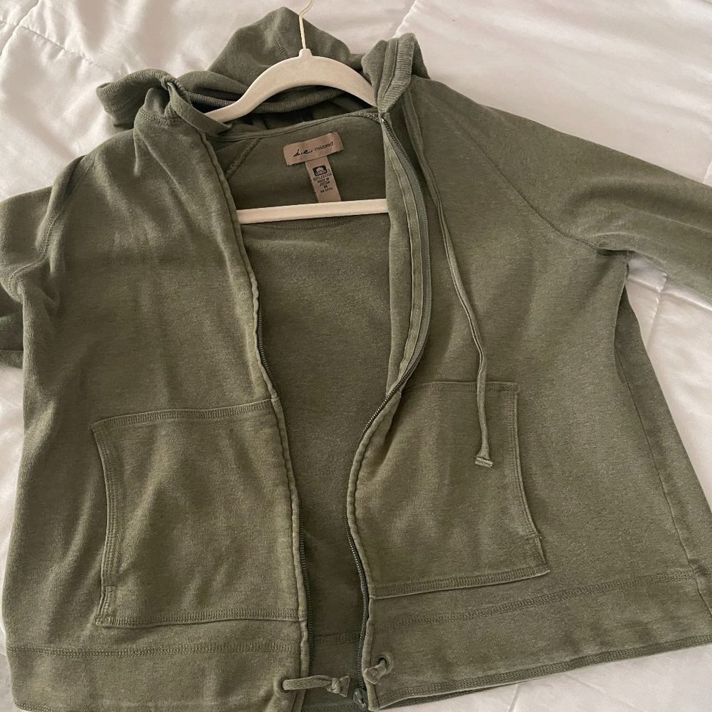 green cropped sweater